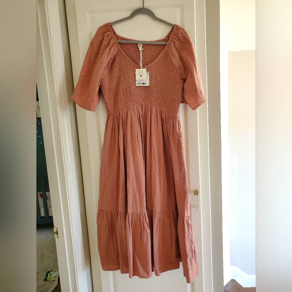 Kate Quinn Womens Flutter Sleeve Smocked Midi Dress in Soft Rose